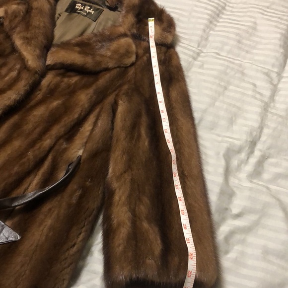 Luxury mink coat - Picture 8 of 12